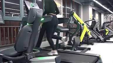 女性4K健身跑步视频的预览图